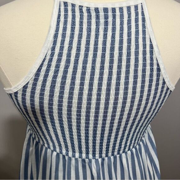 ‎Blue and White Striped High Neck Smocked Top - 00 - Picture 7 of 11